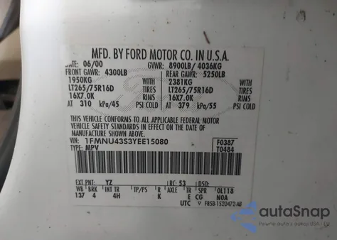 2000 Ford Excursion Limited from USA, damaged, VIN 1FMNU43S3YEE15080